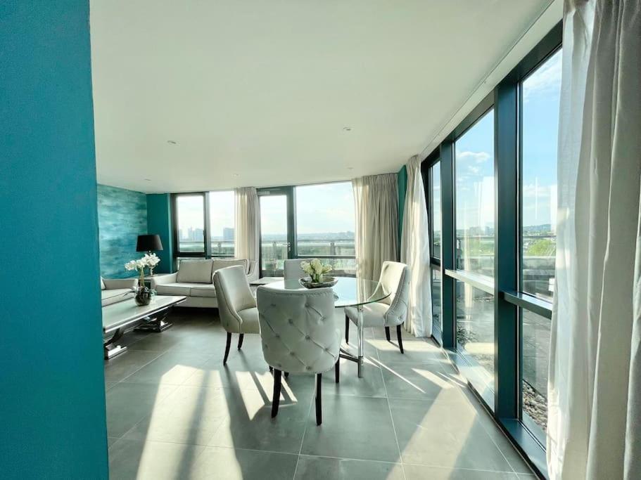 Spacious 3 Bdr With Ac And Rooftop In Paddington Appartamento Londra